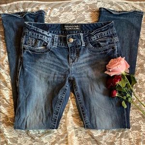 Maurice’s premium denim  9/10 Reg